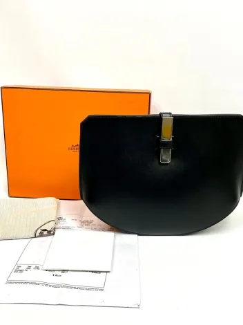 CLUTCHES Hermes Baton De Craie  6 ~item/2022/1/20/whatsapp_image_2022_01_19_at_10_17_57