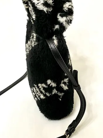 CROSSBODY Faux Fur Crossbody 2 ~item/2022/1/28/whatsapp_image_2022_01_18_at_15_58_46