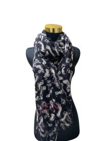 Preowned Scarf Black and White